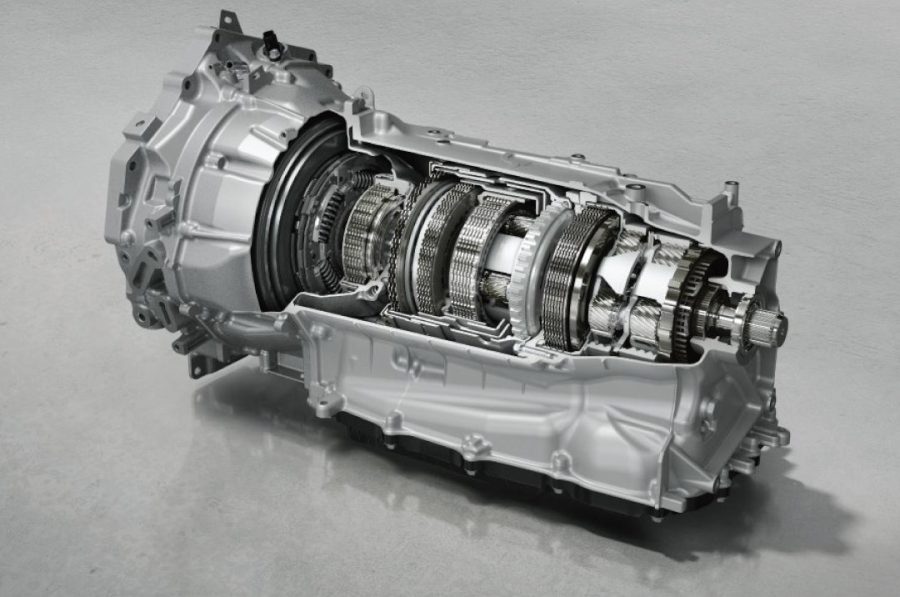 The newly developed 8-speed automatic transmission delivers precise, responsive gear shifts for a more connected driving feel. Designed without a traditional torque converter, it uses a multi-plate clutch to enhance performance, fuel efficiency, and smoothness, all while keeping you in perfect control.