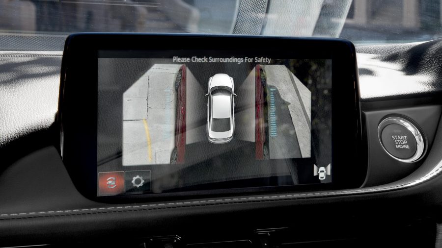 Mazda Connect 8-inch TFT LCD multi-information touchscreen display now features 360º View Monitor. (2.5L & 2.2L Diesel Variants Only)
