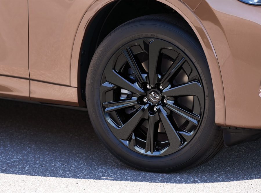 Elegantly designed 20" alloy wheels don’t just turn heads—they ensure a composed, confident ride. From urban roads to scenic highways, the Mazda CX-80 offers a harmonious blend of style and driving stability.