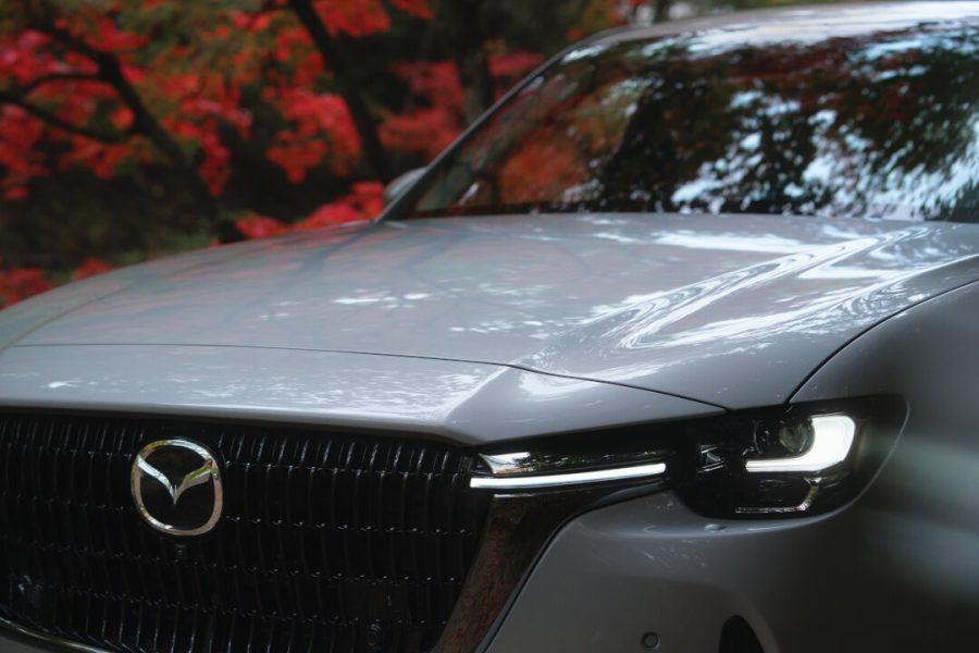 The Mazda CX-60’s Adaptive LED Headlights with Signature Illumination are more than just striking, it is designed to adapt to your drive, they pivot into corners to enhance visibility and reveal the road ahead with confidence, even in the darkest conditions.