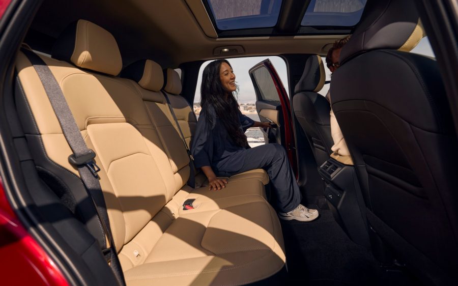 The rear cabin is designed for comfort and ease in every seat, with supportive seating, rear air vents and a bright, open atmosphere for passengers. Expanded rear door openings and a wide door-opening angle make getting in and out of the CX-5 easier, adding everyday convenience to every journey