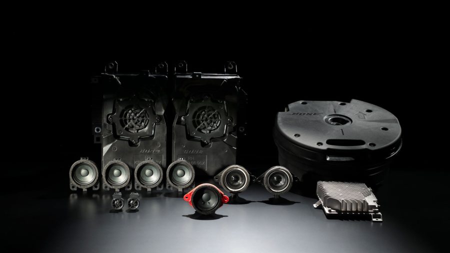 Jointly developed with Bose®, the Mazda CX-5’s audio system features 12 speakers for powerful, clearly defined sound. The unique Centerpoint surround system delivers a superbly focused, three-dimensional sonic image even from stereo sources, while AUDIOPILOT monitors ambient noise levels and automatically adjusts audio volume.